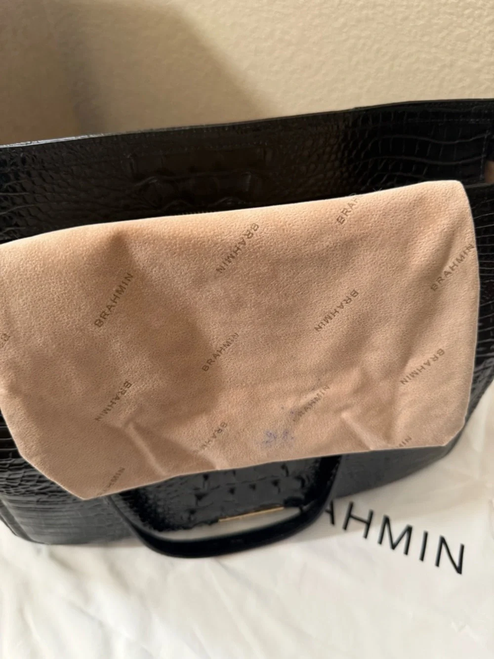 Brahmin Ashlee Tote Black Croc Embossed Leather EUC Like New Large Bag - Picture 11 of 12